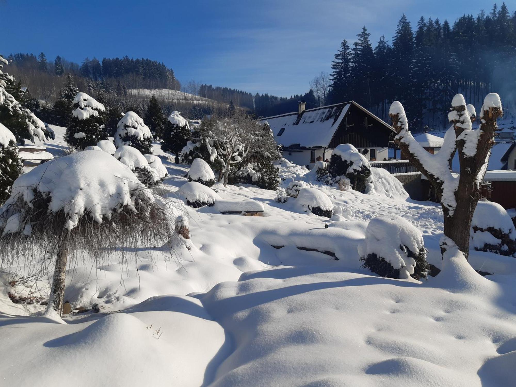Chalupa V Haraticich Jablonec nad Nisou Exterior photo